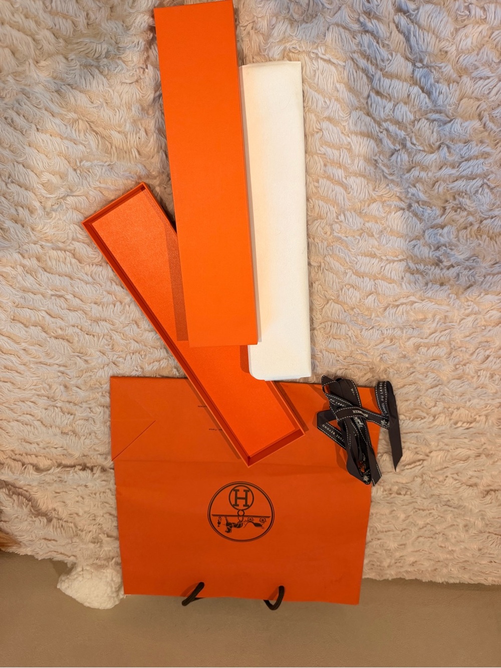 Hermès Orange Apple Watch Band Gift Set with Black Accents